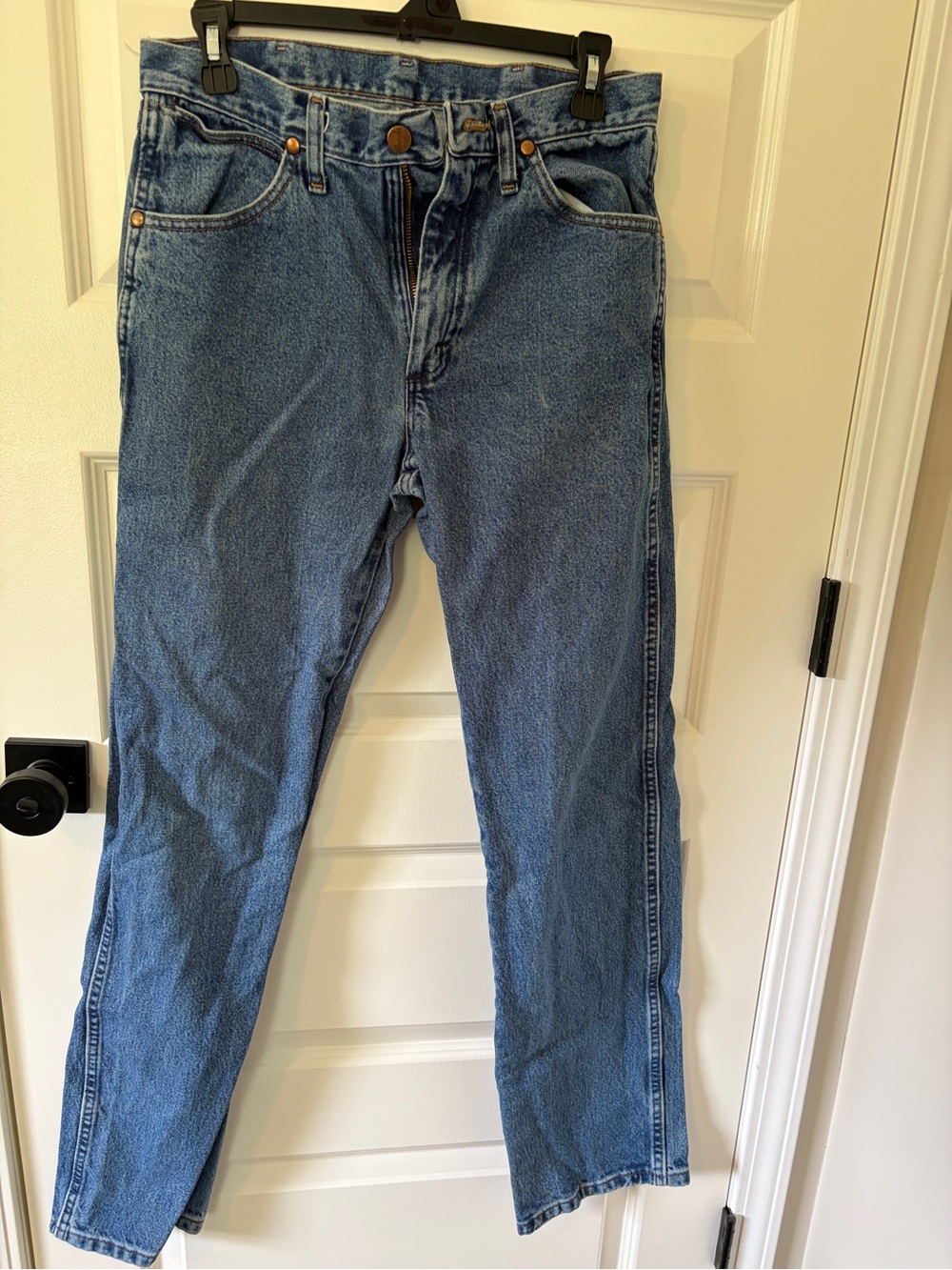 Wrangler Denim Jeans in Faded Blue Wash